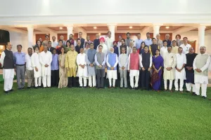 पाकिस्तान को बेनकाब कर विदेश से लौटे डेलिगेशन से मिले पीएम मोदी, सदस्यों ने साझा किए अनुभव