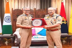 लखनऊ: वीआरएस ले चुके आईपीएस आशीष गुप्ता को दी गई विदाई