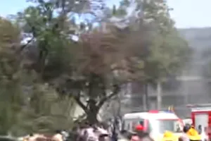 Ahmedabad plane crash: प्रधानमंत्री मोदी ने विमान हादसे की ली जानकारी, उड्डयन मंत्री को सभी सहायता सुनिश्चित करने का निर्देश 