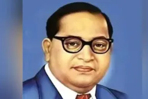 महराजगंज: अराजकतत्वों ने बाबा साहेब आंबेडकर की प्रतिमा को किया क्षतिग्रस्त, ग्रामीणों ने किया हंगामा