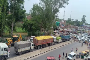 घाघरा पुल की मरम्मत से यातायात बाधित, तीन दिन तक रूट रहेगा डायवर्ट, भीषण जाम से परेशान लोग