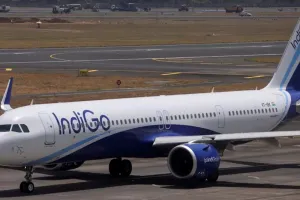  कोच्चि से दिल्ली आ रही इंडिगो विमान में बम की धमकी, नागपुर एयरपोर्ट पर कराई गई आपात लैंडिंग 