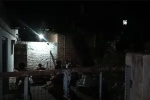 गोंडा में दर्दनाक हादसा: टुल्लू पंप में उतरा करंट, पिता-पुत्री की मौत, पत्नी की हालत गंभीर