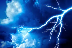 Kaushambi News: कौशांबी में आसमान से आफत बनकर गिरी आकाशीय बिजली, 4 मासूम बच्चों की मौत, कई घायल