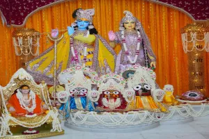 प्रतापगढ़: भक्ति धाम में भगवान जगन्नाथ को लगाया गया भोग, निकाली भव्य रथ यात्रा