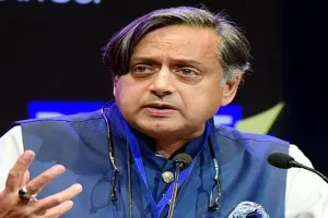 भारत तभी पाकिस्तान के साथ बातचीत कर सकता है जब वह हर आतंकी ढांचे के खिलाफ ठोस कार्रवाई करे: ब्राजील में बोले थरूर 