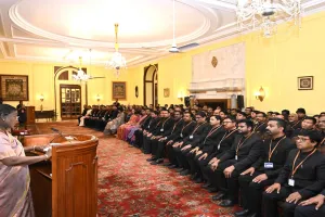 हाशिए पर पड़े कमजोर वर्ग विकसित राष्ट्र की परिवर्तन यात्रा में पीछे न रह जाएं, राष्ट्रपति नवनियुक्त प्रशासनिक अधिकारियों से की अपील