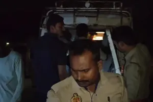 गोंडा :  सड़क हादसे में बाइक सवार दो युवकों की मौत, अज्ञात वाहन ने मारी टक्कर 