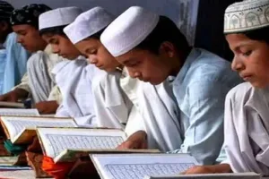  मदरसों के खिलाफ अभियान को मौलाना मदनी ने बताया गैर जरुरी, सम्मेलन में बोले - नफरत फैला रही भाजपा 