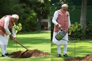 विश्व पर्यावरण दिवस पर कच्छ की बहनों का तोहफा, PM मोदी ने प्रधानमंत्री आवास पर लगाया सिंदूर का पौधा, बताया नारी शक्ति का प्रतीक 