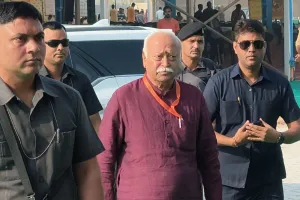 मथुरा पहुंचे RSS प्रमुख मोहन भागवत, तीन दिवसीय कार्यकर्ता विकास शिविर में होंगे शामिल, करेंगे संवाद