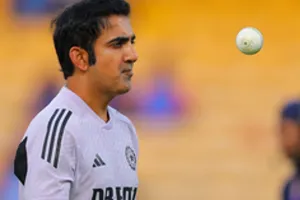 हर गेंद पर चुनौती पेश करें..टीम को जीत का मंत्र दे रहे कोच गौतम गंभीर, बिना अनुभवी खिलाड़ियों के इंग्लैंड दौरे को बनाये यादगार 