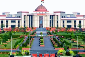 छत्तीसगढ़ हाईकोर्ट को मिली बम से उड़ाने की धमकी निकली झूठी, परिसर कराया गया खाली 