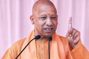  'अतिथि देवो भव:', अयोध्या में बोले सीएम योगी- कभी अयोध्या आने वाले श्रद्धालुओं पर गोलियां चलती थीं, आज होती है पुष्प वर्षा 