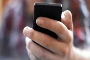 Bareilly: नाबालिग को भेजता था गंदे मेसेज...शिकायत की तो परिवार को पीटा