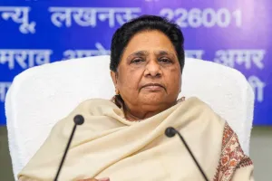 संविधान की मूल भावना से छेड़छाड़ बर्दाश्त नहीं... मायावती ने कांग्रेस और भाजपा सरकार पर लगाये आरोप