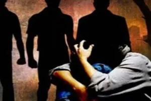 रामपुर: नौकरी का झांसा देकर गैंगरेप का आरोप...अश्लील वीडियो बनाकर ढाई लाख ऐंठे