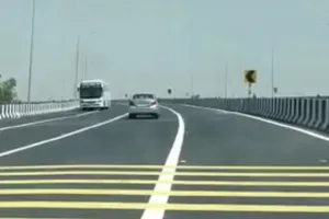 कानपुर : चकेरी क्रासिंग फोर लेन पुल की डीपीआर बनाएगा रेलवे