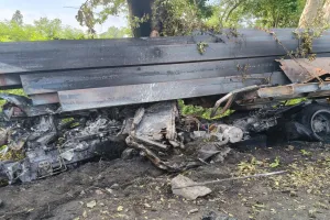 Bareilly: ट्रक के केबिन में जिंदा जला ड्राइवर...पेड़ से टकराकर हुआ दर्दनाक हादसा