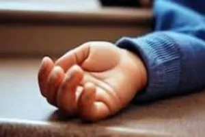 दुष्कर्म पीड़ित तीन वर्ष की बच्ची ने दम तोड़ा : सात दिन जीने के लिए लड़ी मासूम, अंत में हो गई खामोश