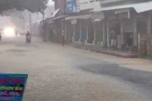 जमकर बरसे मेघा, खिल गए चेहरे पूरी हुई मुराद : बारिश के मिश्रित रूप से उमस के तेवर पड़े ठंडे