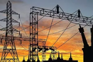 Bareilly: भोर में छापा, दिन में कार्यालय बुलाकर होता है सेटिंग-गेटिंग का खेल