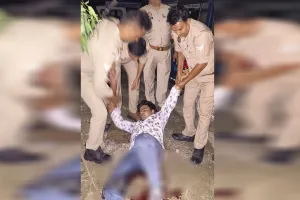 Rampur: पुलिस हिरासत से फरार सद्दाम को मुठभेड़ में लगी गोली...प्रेमिका के मंगेतर को उतारा था मौत के घाट