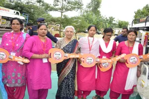 लखीमपुर खीरी: राज्यपाल की दो टूक...कोई भी पात्र योजनाओं का लाभ पाने से नहीं रहे वंचित