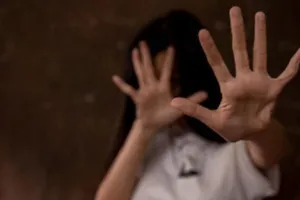 कासगंज: किशोरी से रेप का वीडियो बनाकर किया वायरल...दर्ज हुई FIR