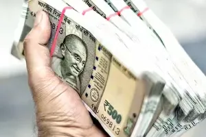 रामपुर: कंपनी की फ्रेंचाइजी दिलाने के नाम पर कारोबारी से डेढ़ लाख हड़पे