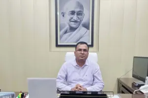 शाहजहांपुर : डीएम ने तहसीलदार के खिलाफ FIR दर्ज करने के दिए निर्देश-सस्पेंशन की संस्तुति 