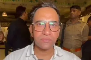 अखिलेश यादव हिंदुओं को अपमानित करने का कोई भी मौका नहीं छोड़ते, बोले बीजेपी के पूर्व सांसद निरहुआ- मैं भोजपुरी बोलता हूं, मराठी नहीं...