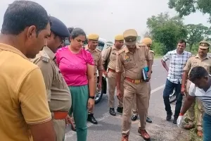 कासगंज : कछला चौकी इंचार्ज प्रहलाद सिंह को वाहन ने टक्कर मारी, मौके पर मौत