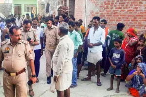 पीलीभीत: खेत से घर पहुंचे पिता तो फंदे से लटका मिला पुत्री का शव, पुलिस छानबीन में जुटी