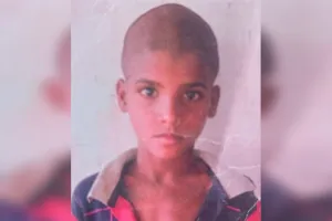 लखीमपुर खीरी : साधन सहकारी समिति के कमरे में लटका मिला बच्चे का शव, हत्या की आशंका