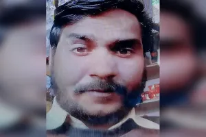 बरेली : स्कूल परिसर में गिरा हेल्पर, ऊपर से गुजर गया बस का पहिया...मौत