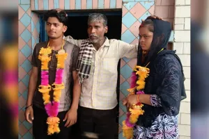 रामपुर : आधी रात को चोर समझकर पकड़ा युवक निकला प्रेमी, मंदिर में कराई शादी