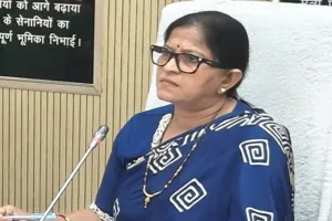 बाराबंकी: जनप्रतिनिधियों द्वारा भेजे गए पत्रों को गंभीरता से लें अधिकारी, विनियमन समिति की अध्यक्ष ने दी हिदायत