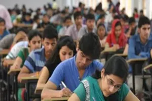 संतकबीरनगर: बीएड वार्षिक परीक्षा में नकल करते पकड़े गए दो परीक्षार्थी 