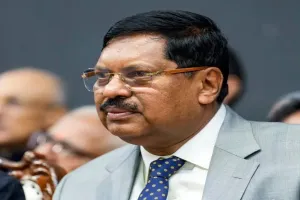 भारतीय न्याय व्यवस्था में सुधार की सख्त जरूरत, CJI गवई ने कहा- छात्रवृत्ति पर विदेश जाकर करें पढ़ाई, परिवार पर न डालें बोझ