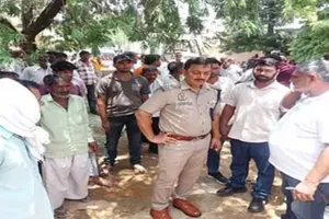  बिजनौर में बड़ा हादसा: चीनी मिल में टैंक की सफाई करने उतरे तीन की श्रमिकों की मौत, परिजन ने किया हंगामा  