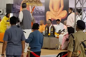 चित्रकूट: तुलसीतीर्थ राजापुर पहुंचे मुख्यमंत्री योगी, मानस मंदिर में की पूजा अर्चना