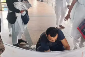 झांसी रेलवे स्टेशन पर सेना के डॉक्टर ने कराया आपात प्रसव, महिला ने बेटी को दिया जन्म