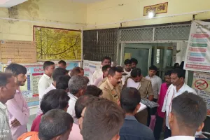 नल में उतरे करंट की चपेट में आने से युवक की मौत, हाथ-पैर धोते समय हुआ हादसा