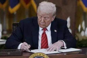 शिक्षा विभाग में छंटनी के लिए टंप को मिली हरी झंड़ी, उच्चतम न्यायालय ने 1,400 कर्मचारियों को हटाने की दी अनुमति