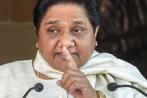 परिषदीय स्कूलों के एकीकरण पर आया मायावती का बयान, बोलीं- गरीब विरोधी फैसले को वापस ले योगी सरकार 