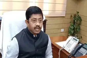 औद्योगिक विकास मंत्री ने किया गौतमबुद्ध नगर का दौरा, कार्यो की समीक्षा कर 100 करोड़ से उपर के बकाएदारों के विरूद्ध कार्रवाई की बात 