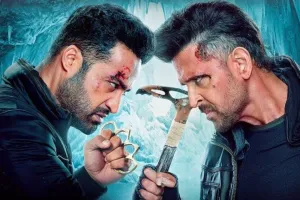   WAR 2 Trailer: दमदार एक्शन के साथ वॉर 2 का ट्रेलर रिलीज, ऋतिक और NTR के इंडस्ट्री में 25 साल पूरे होने पर हुई लॉन्च