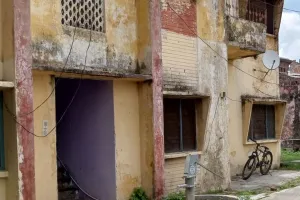 बदायूं: डीएम के आदेश के बाद भी खाली नहीं हटे कब्जेदार...सीएमएस ने झाड़े हाथ