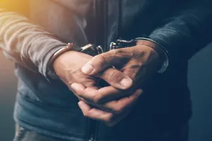 स्पेशल टास्क फोर्स को मिली कामयाबी :  करैला बाजार में ताबड़तोड़ फायरिंग करने वाला गिरफ्तार